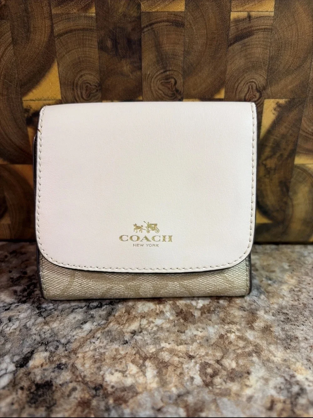 Coach White Leather Compact Fold Wallet - Signature Trim